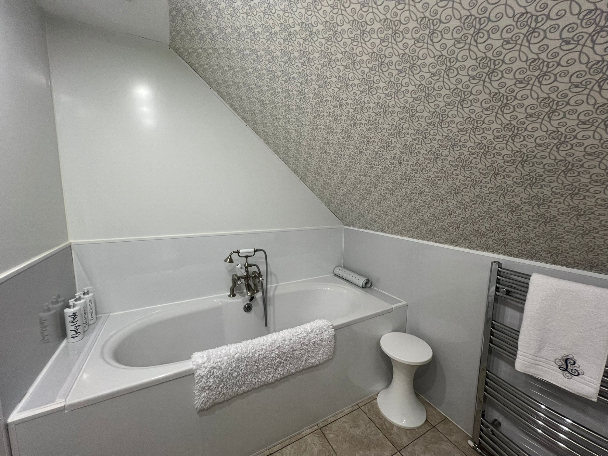 Lindfields first floor bathroom with large bath